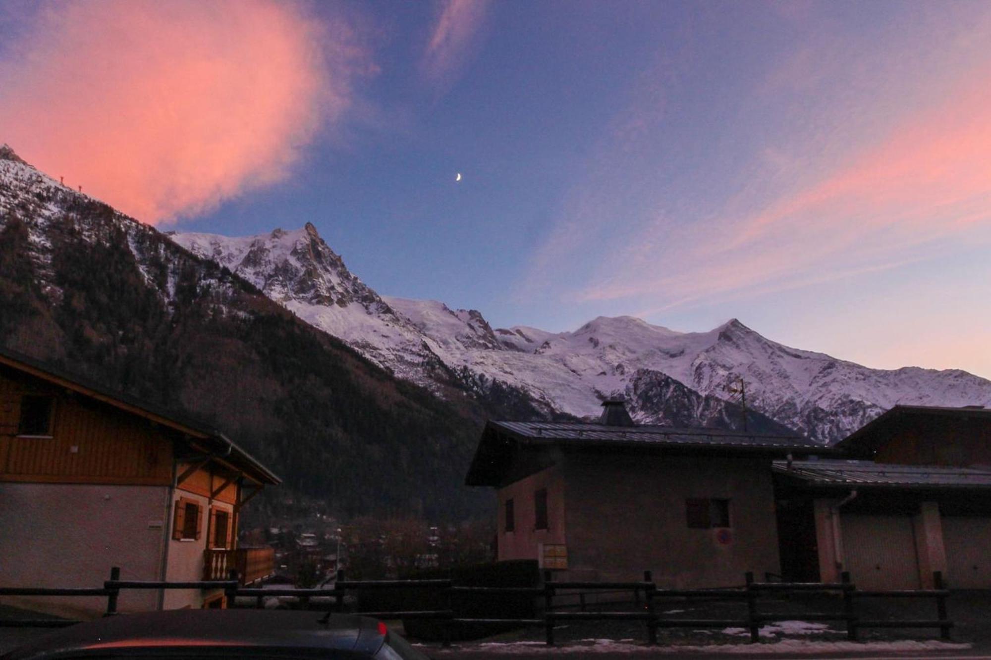 Les Pecles Mt Blanc - Chamonix Center Apartment Ngoại thất bức ảnh